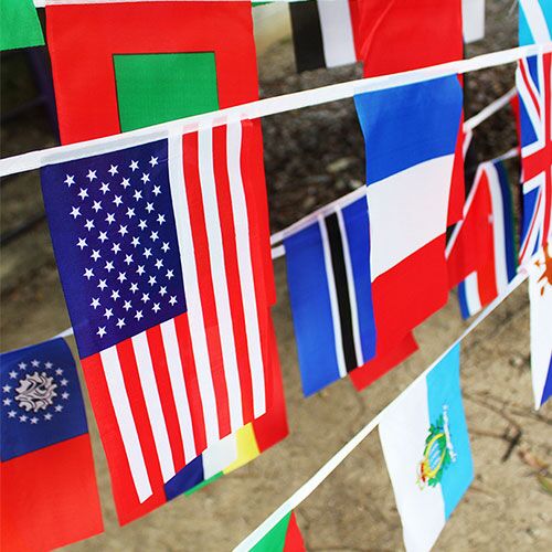 Bannières Et Panneaux Personnalisés Pour Les Entreprises, Drapeaux